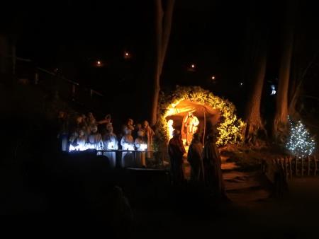 Utrinki iz druge uprizoritve predstave Božična noč, odigrane 5.1.2019 48